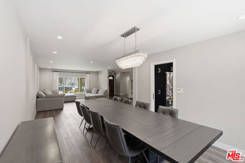 5516 Bluebell Avenue - Photo 9