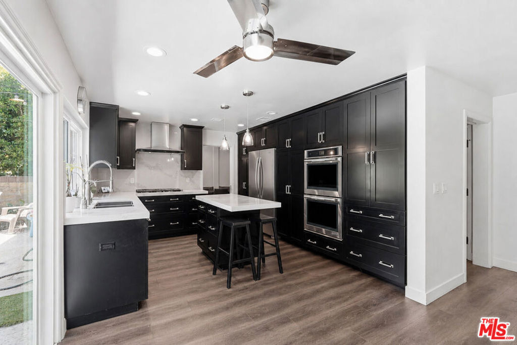 5516 Bluebell Avenue - Photo 15