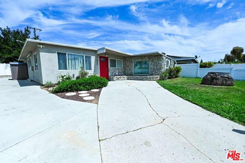 11839 205th Street - Photo 22