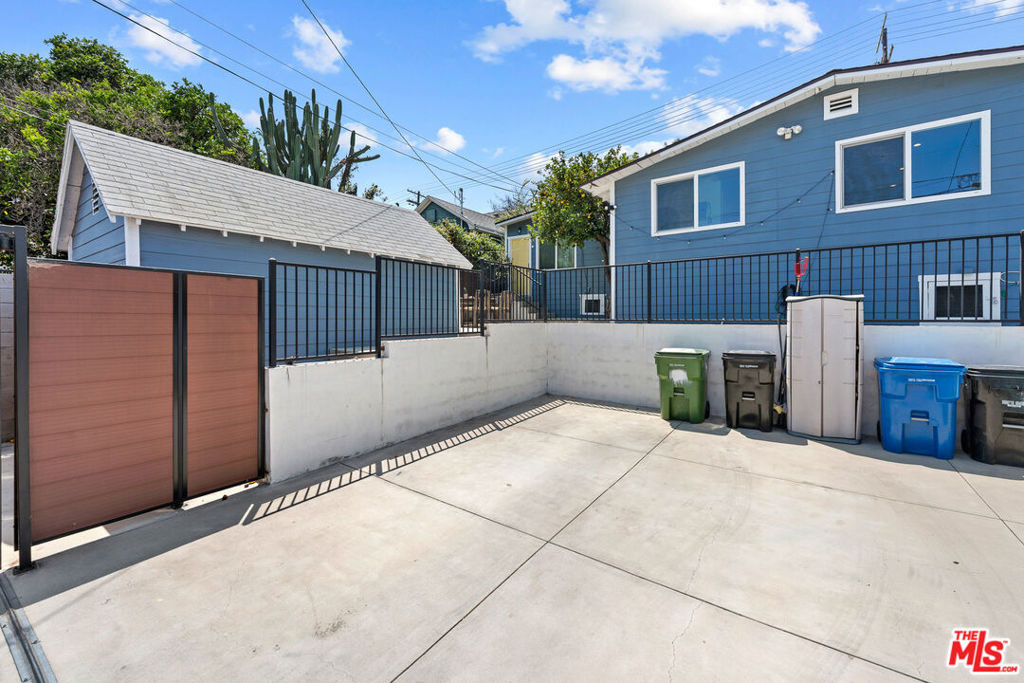 406 N Benton Way - Photo 20