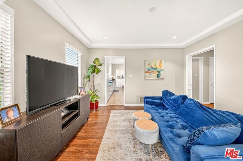 9928 Robbins Drive - Photo 14