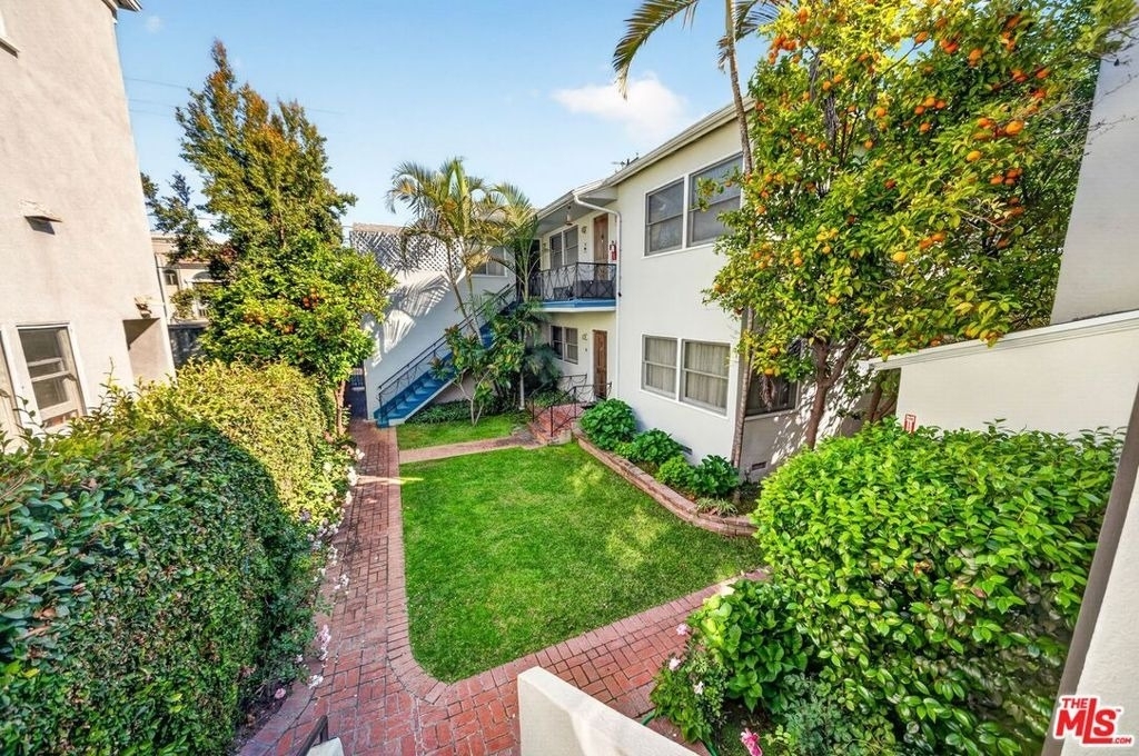 9928 Robbins Drive - Photo 60