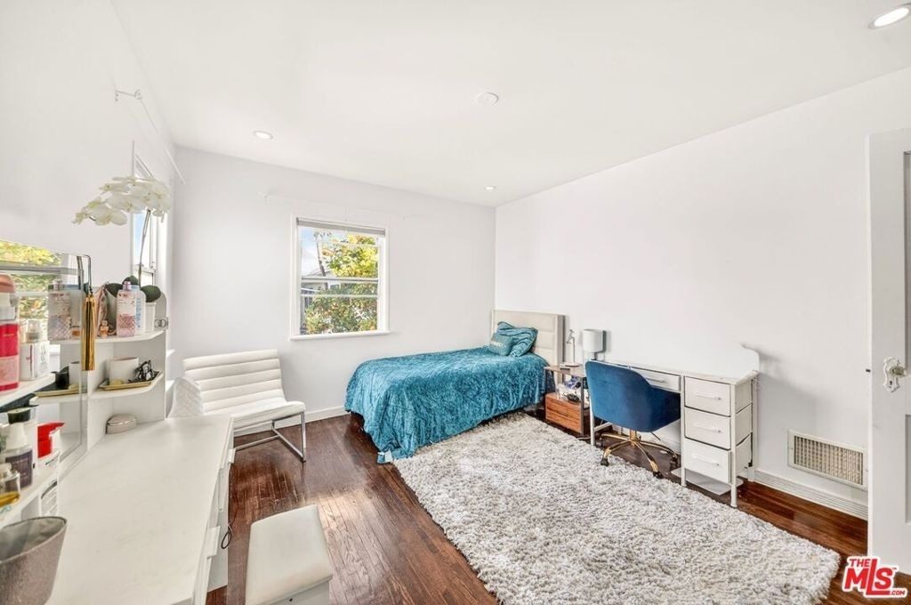 9928 Robbins Drive - Photo 45