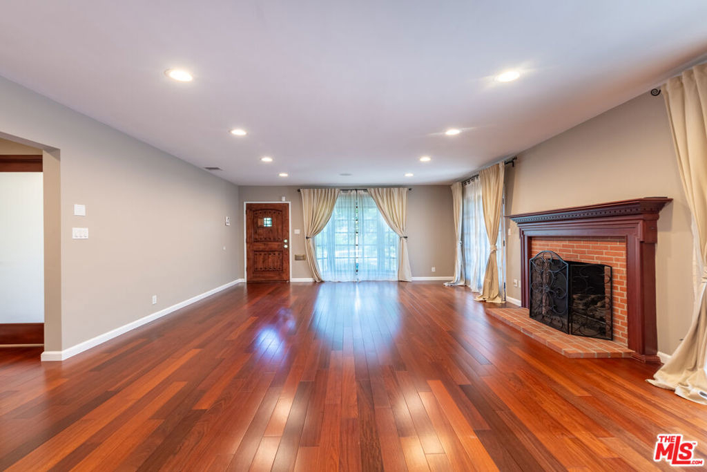 4167 Klump Avenue - Photo 4