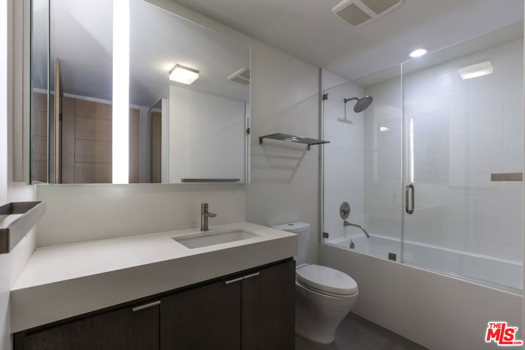 1755 Ocean Avenue - Photo 15