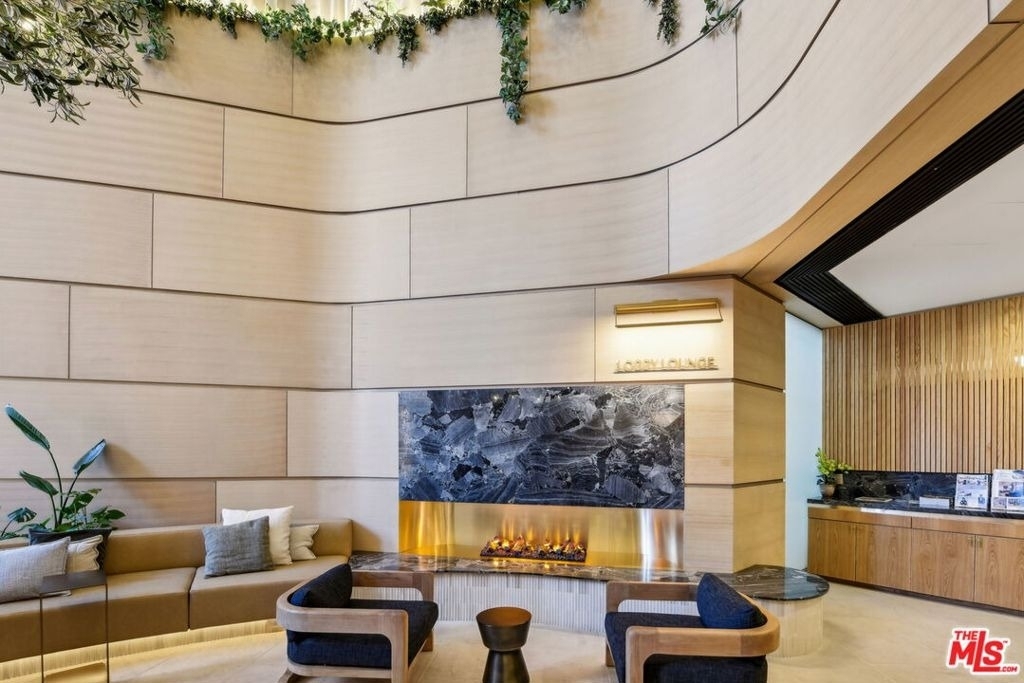 1100 Wilshire Boulevard - Photo 24