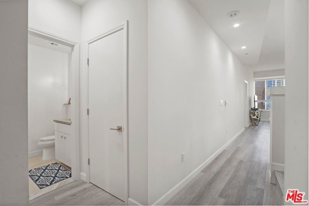 1100 Wilshire Boulevard - Photo 12