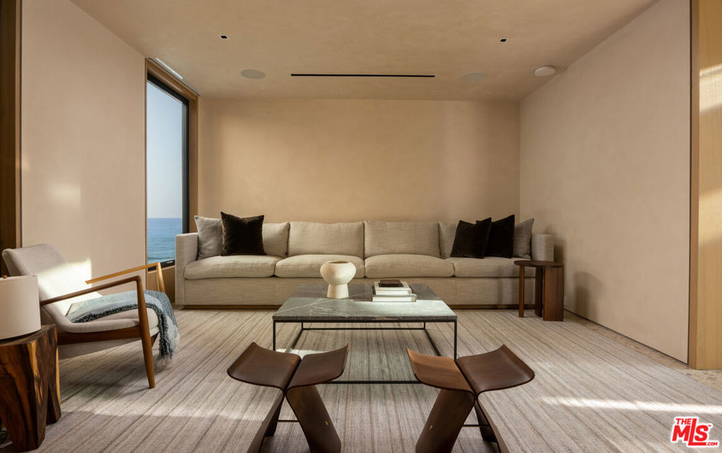 31388 Broad Beach Road - Photo 9
