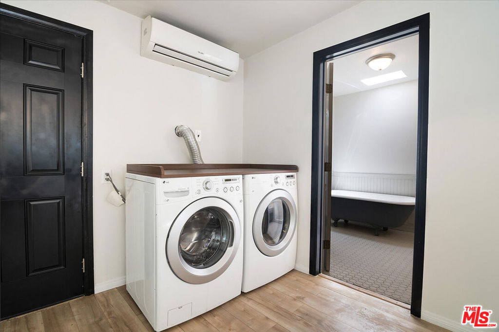 1159 S Hayworth Avenue - Photo 13