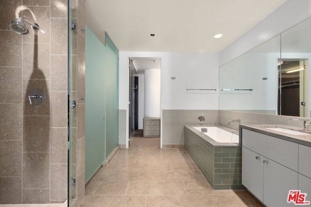 6250 Hollywood Boulevard - Photo 10