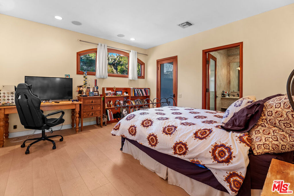 1740 Carla Ridge - Photo 30