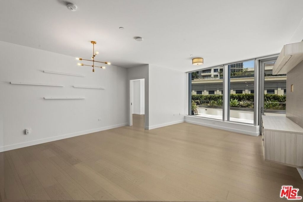 888 W E Street - Photo 17