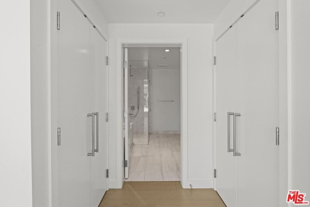 888 W E Street - Photo 31