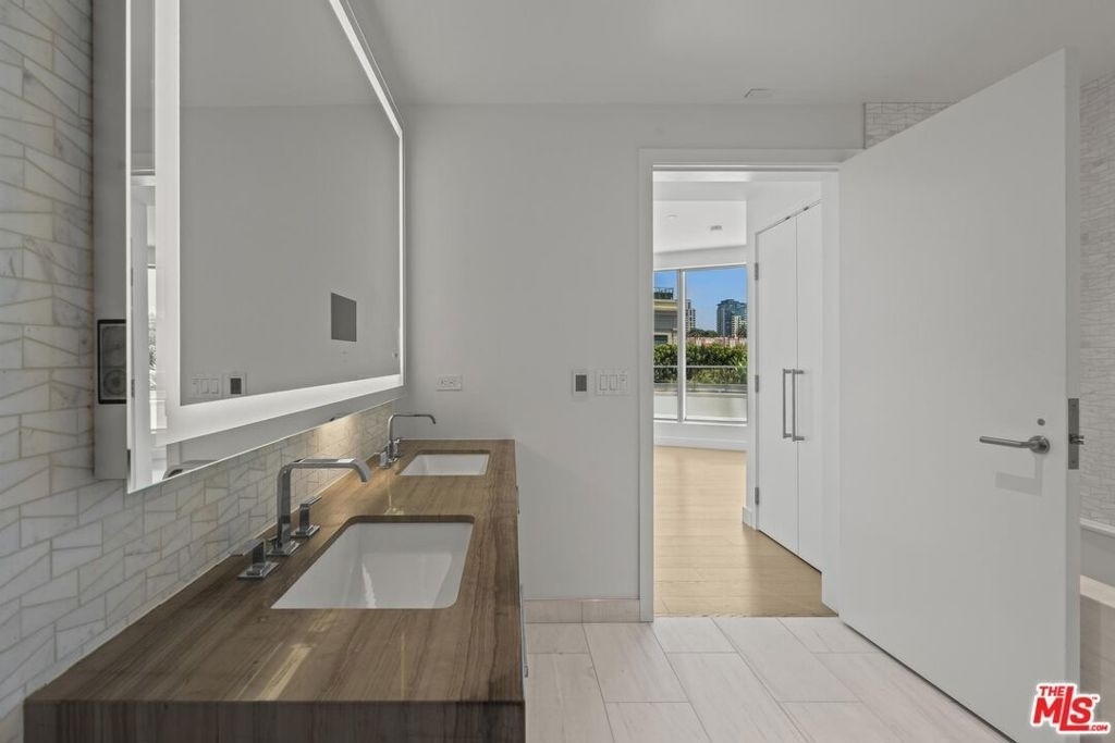 888 W E Street - Photo 34