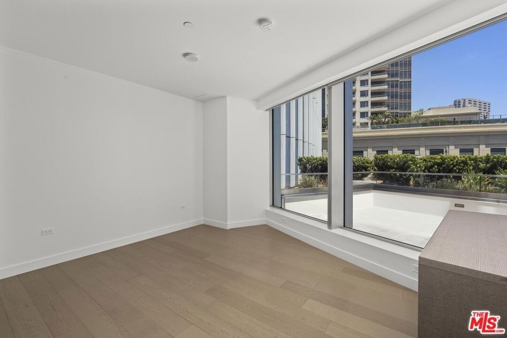 888 W E Street - Photo 27