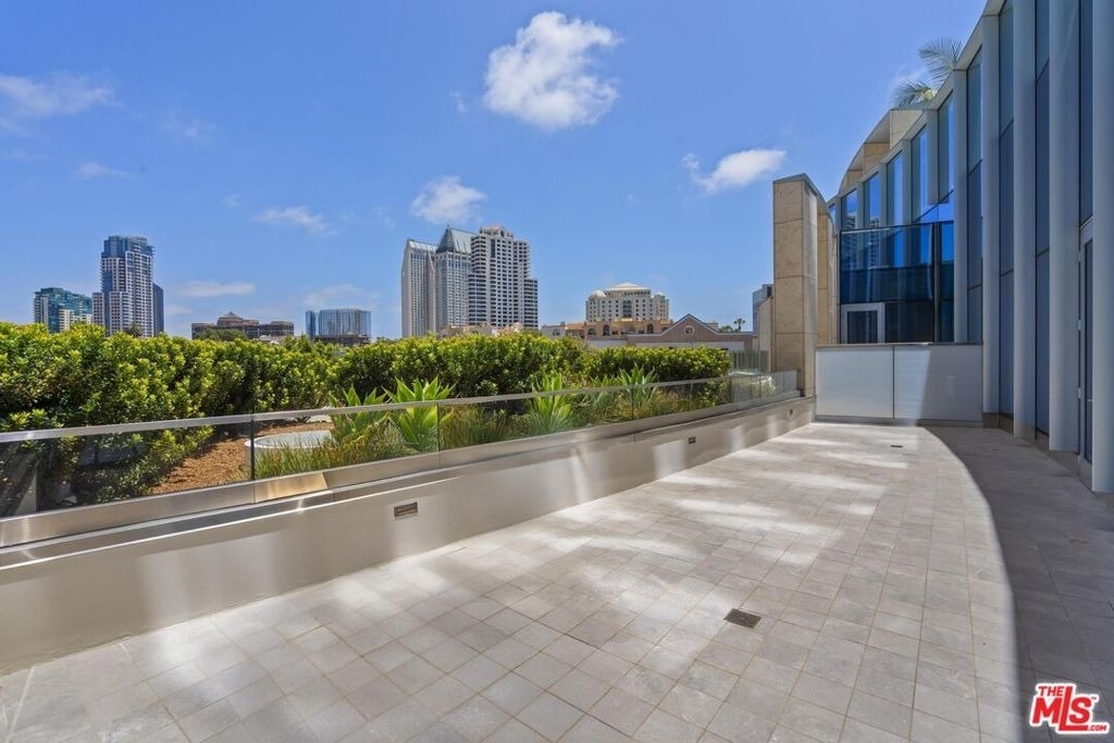 888 W E Street - Photo 35