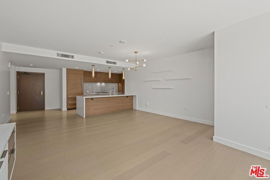 888 W E Street - Photo 16