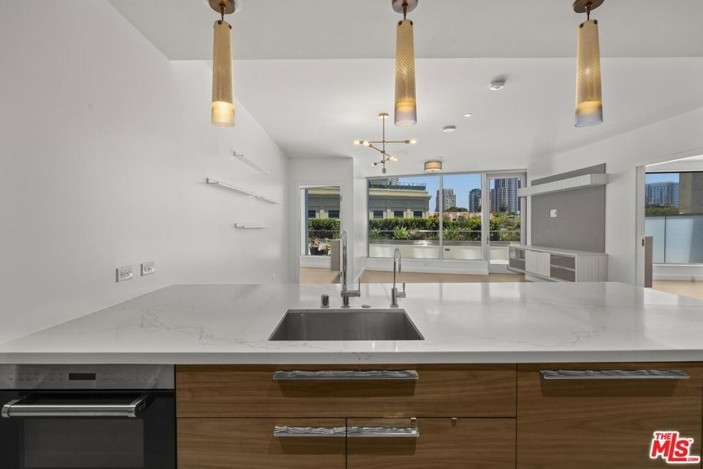 888 W E Street - Photo 12