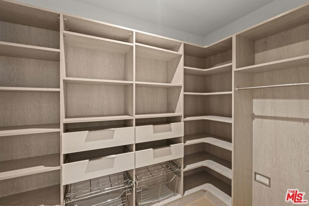 888 W E Street - Photo 24