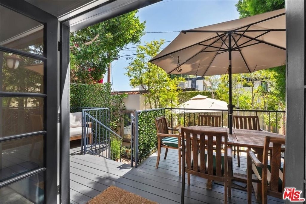 9002 Norma Place - Photo 14