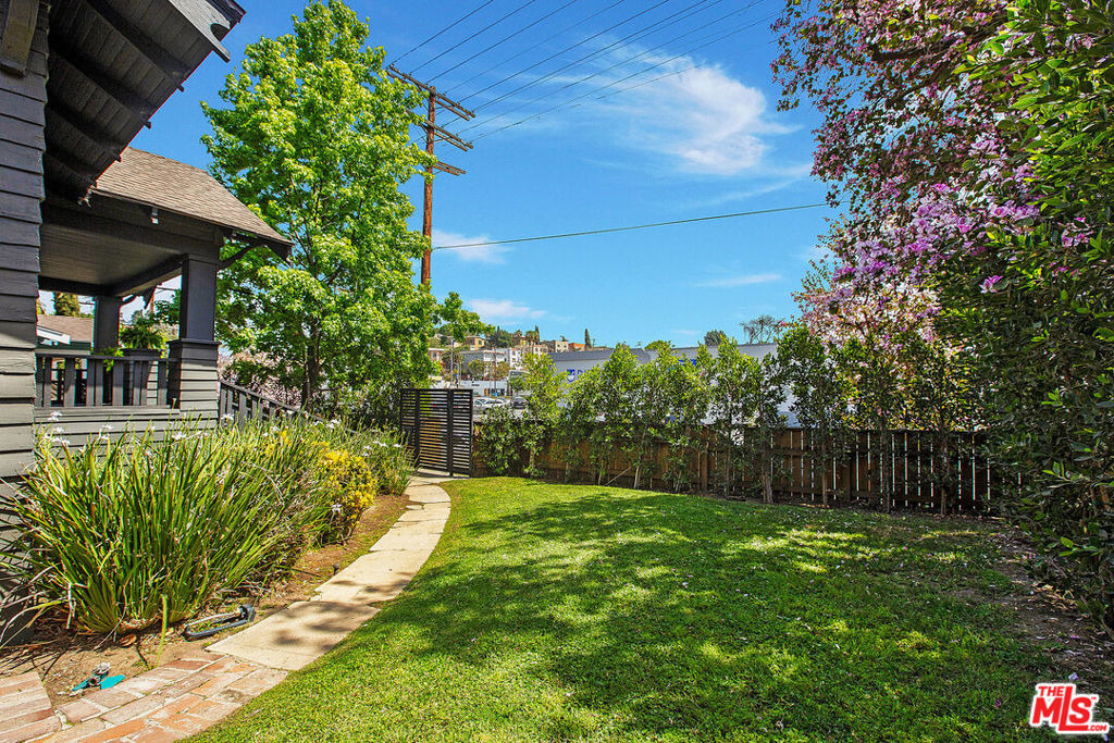 1421 N Alvarado Street - Photo 27