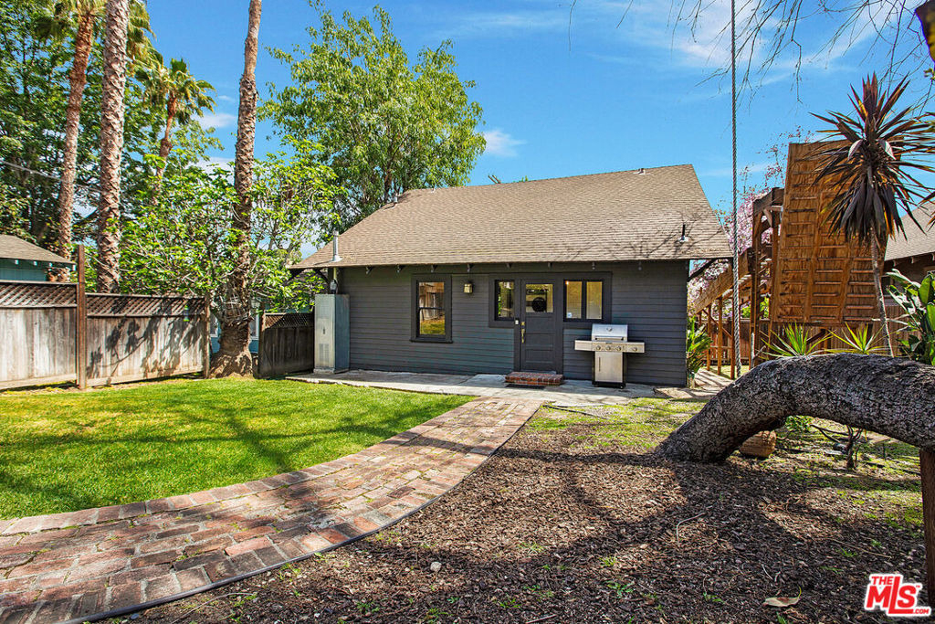 1421 N Alvarado Street - Photo 29