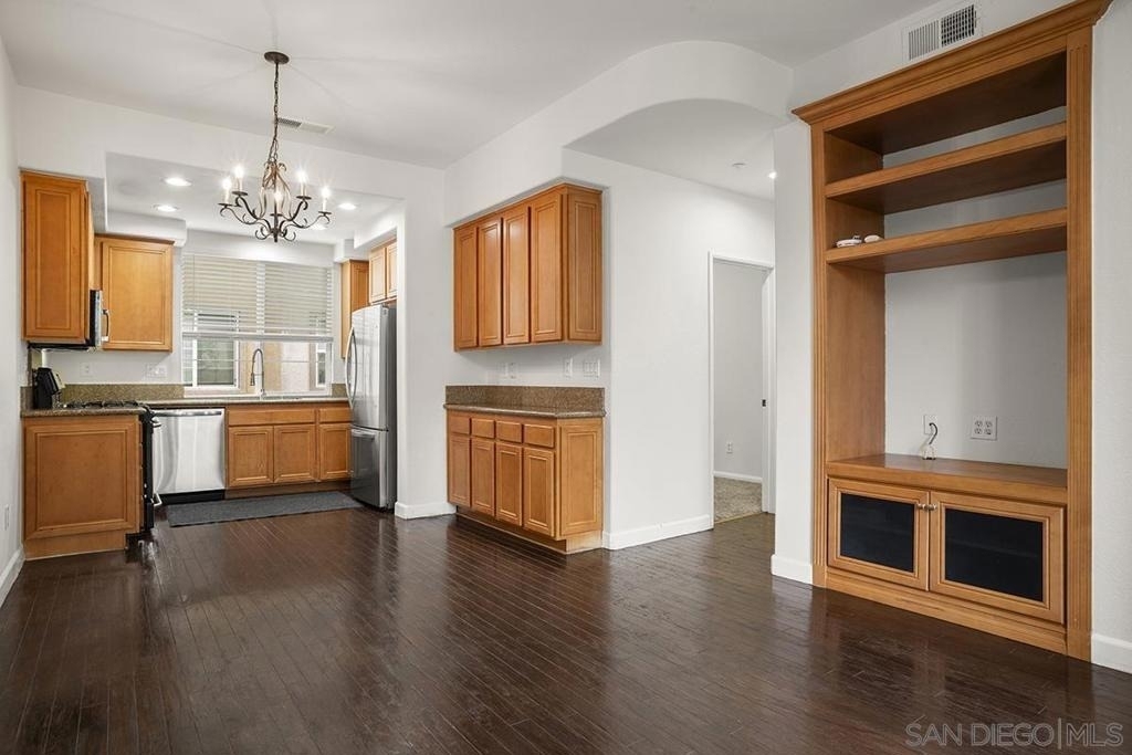644 Hatfield Dr - Photo 14