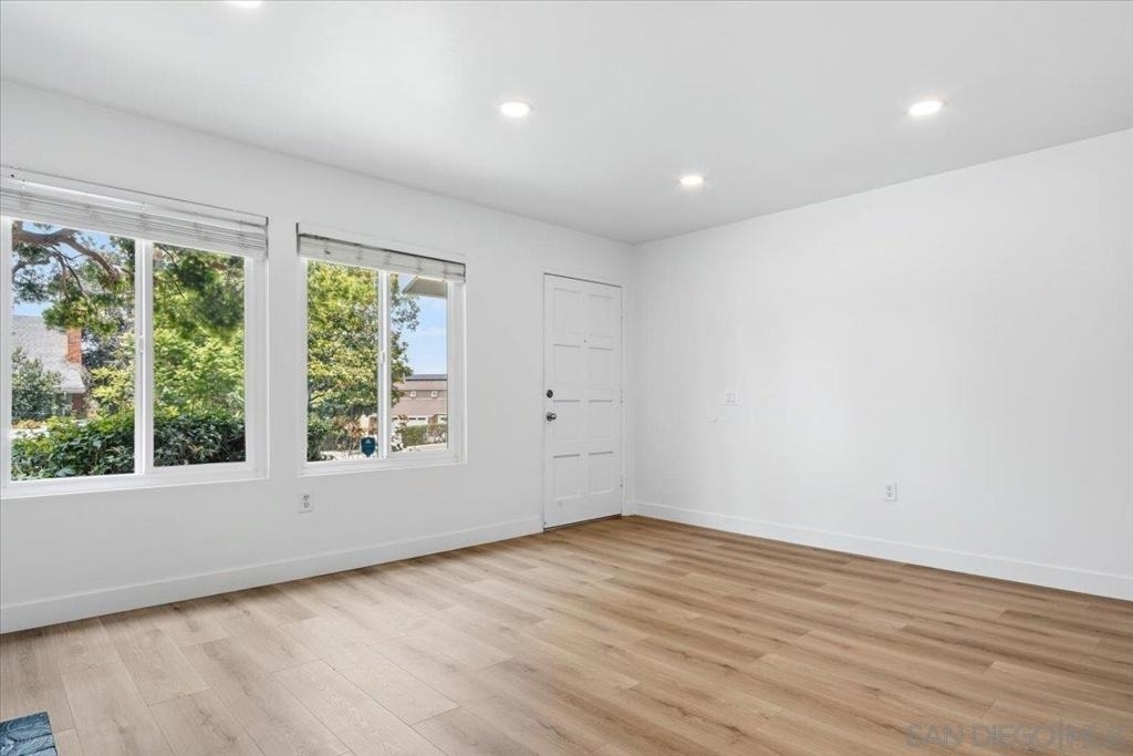 1507 Lower Lake Court - Photo 6