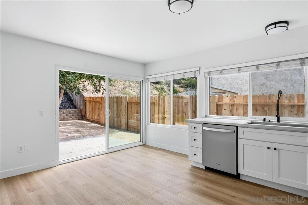 1507 Lower Lake Court - Photo 12