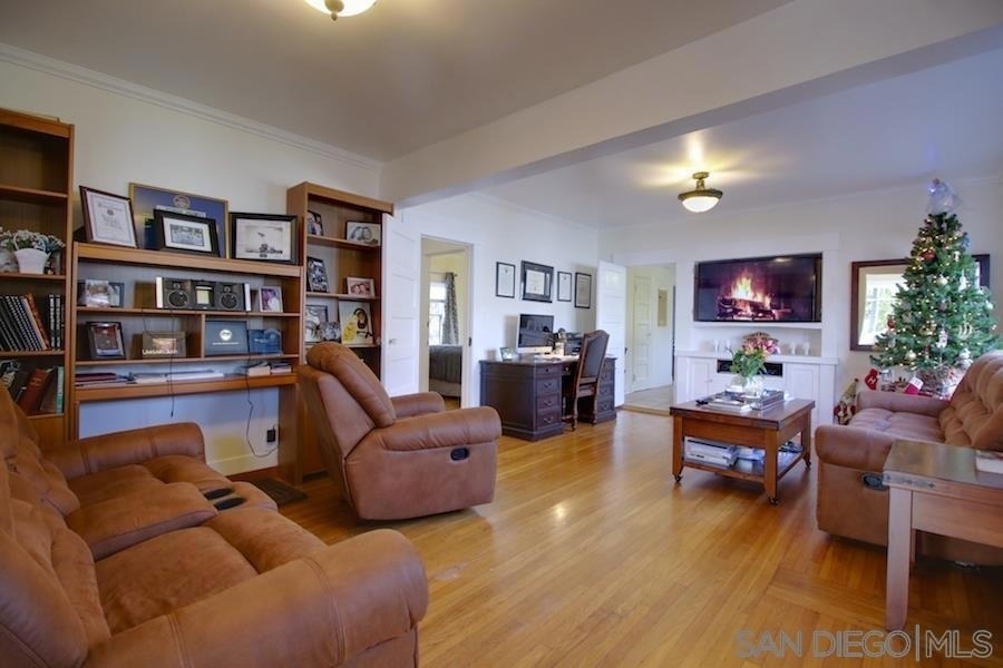 3970 Harney St - Photo 7