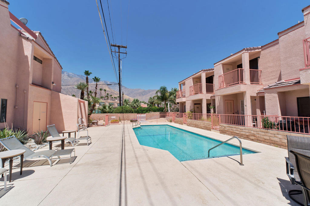 401 E Vista Chino - Photo 39
