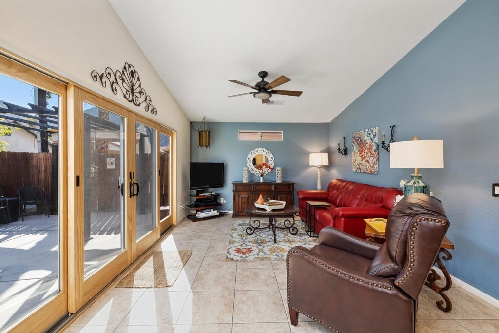 53390 Avenida Navarro - Photo 23