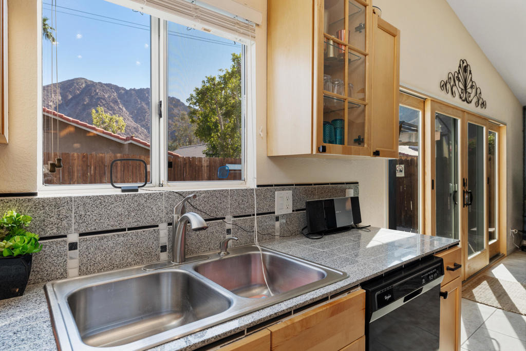 53390 Avenida Navarro - Photo 10