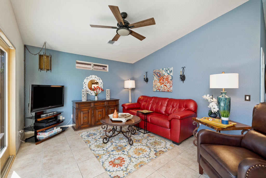 53390 Avenida Navarro - Photo 12