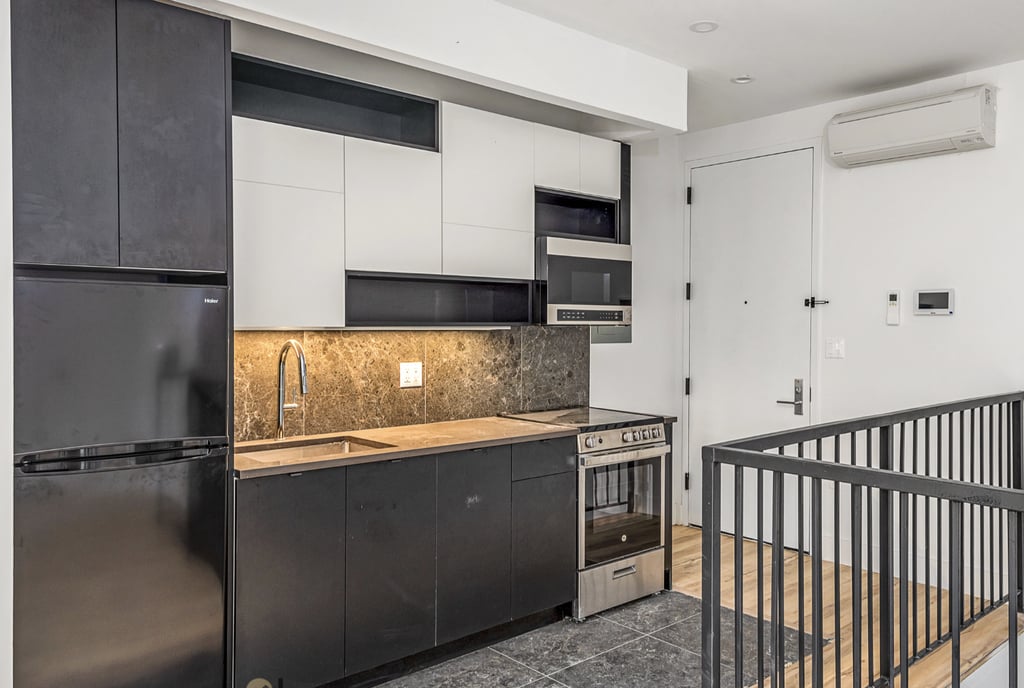 1115 Decatur Street - Photo 2