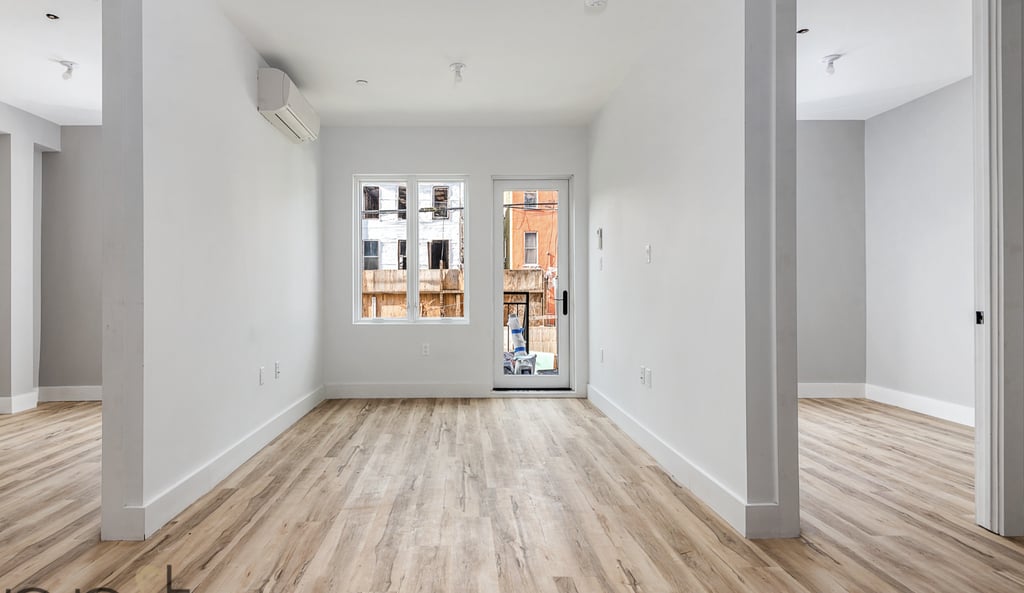 1115 Decatur Street - Photo 0