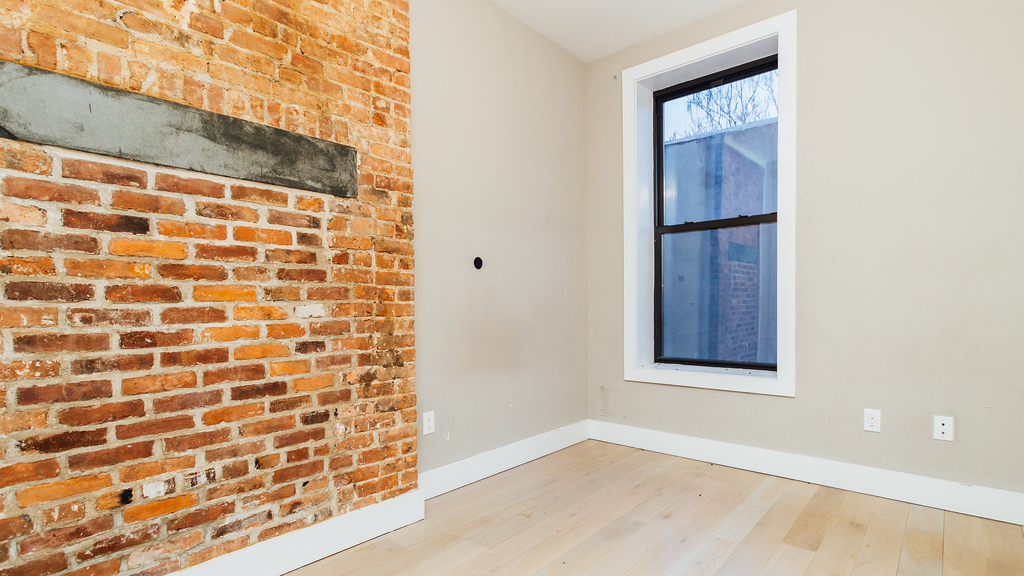 209 Malcolm X Blvd 11221 - Photo 5