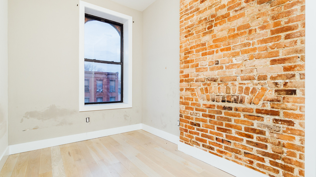 209 Malcolm X Blvd 11221 - Photo 10