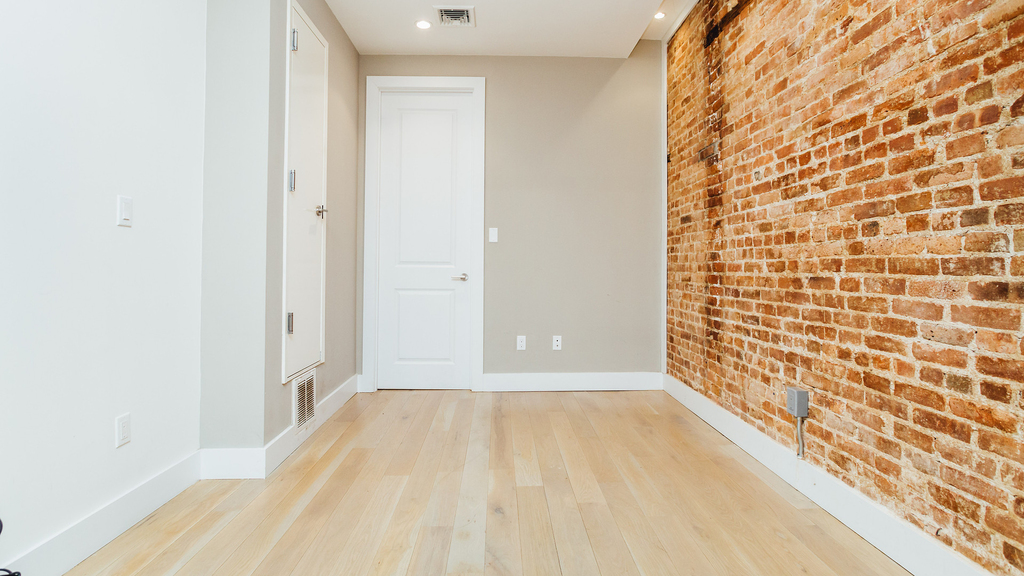 209 Malcolm X Blvd 11221 - Photo 8