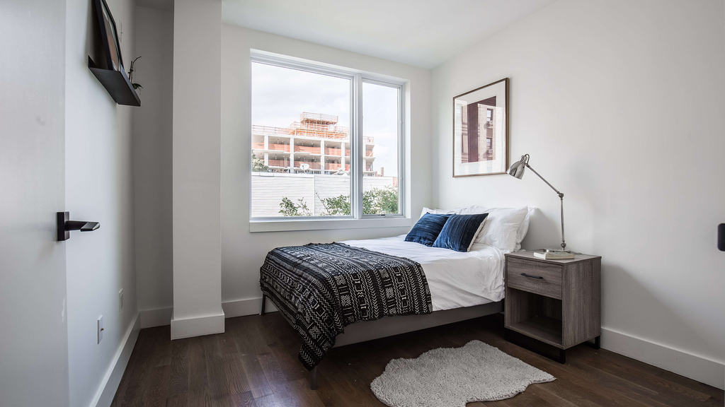 242 Newkirk Avenue - Photo 2