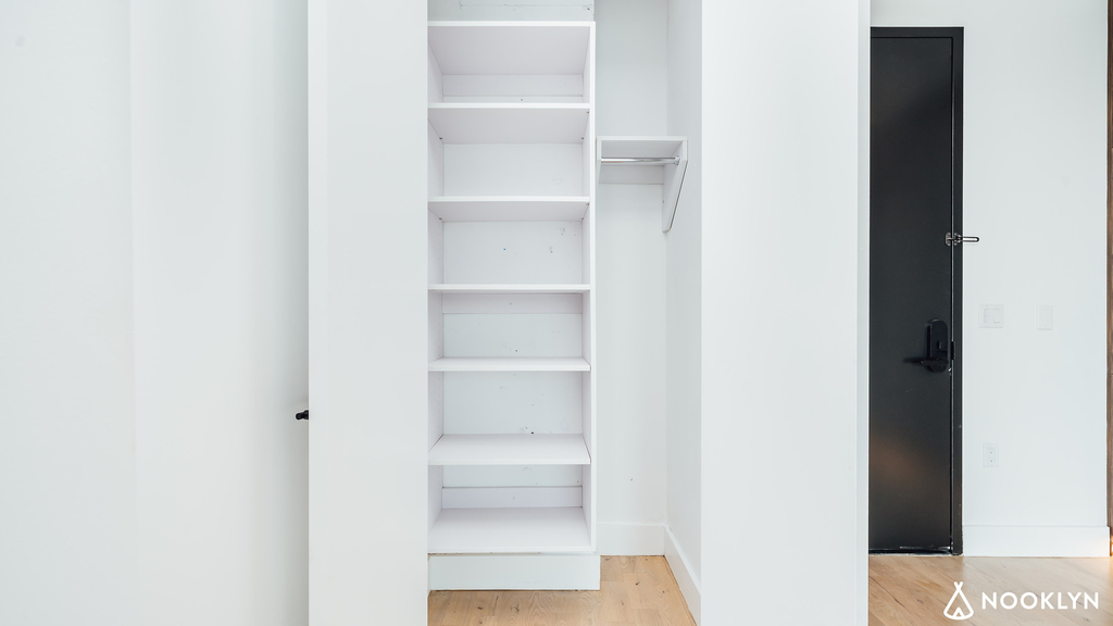 188 Humboldt St 11206 - Photo 8