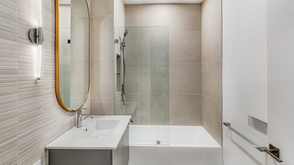 38-38 32nd St 11101 - Photo 7