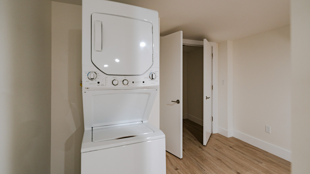 305 Harman St 11237 - Photo 10
