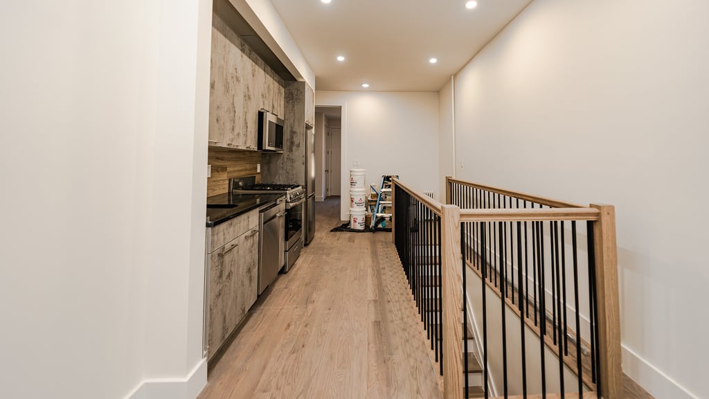 305 Harman St 11237 - Photo 5