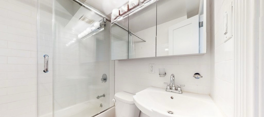 270 West 25th Street - Photo 5