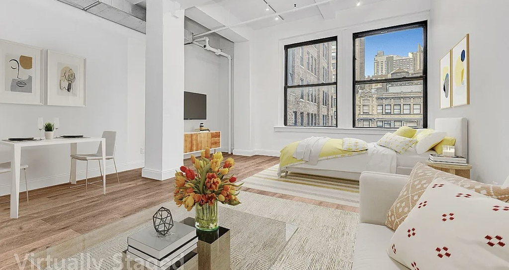 255 West 36th Street - Photo 2
