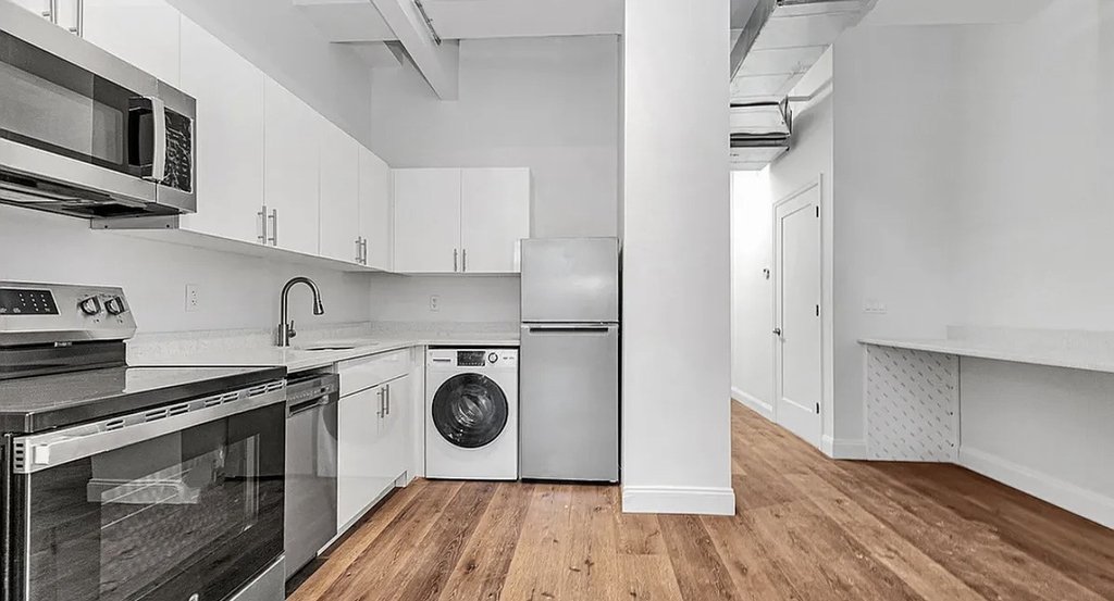 255 West 36th Street - Photo 1