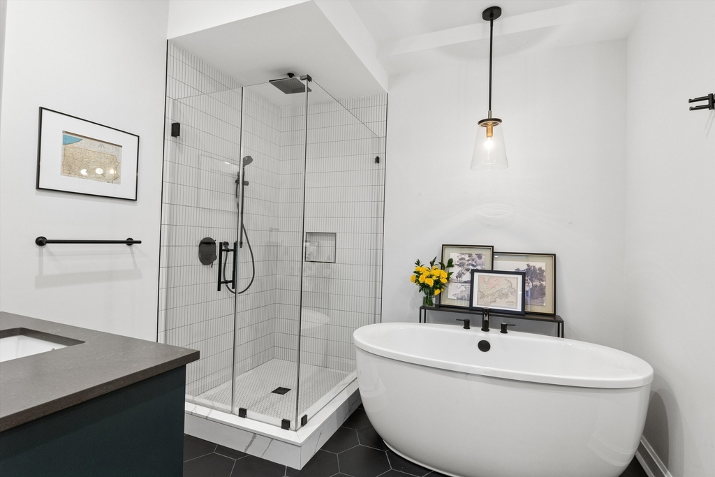 252 W 30th St - Photo 8