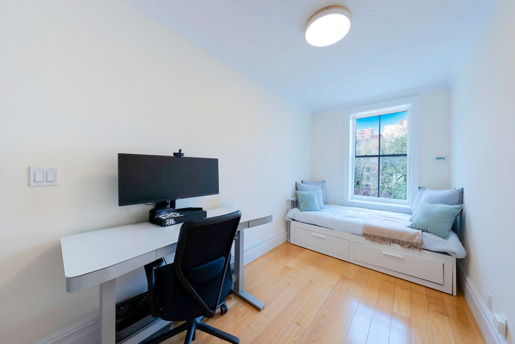 152 Ninth Ave - Photo 10