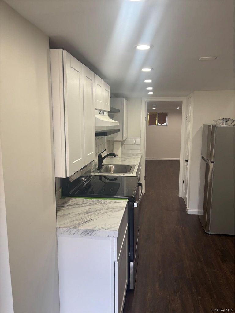 326 Union Avenue - Photo 2